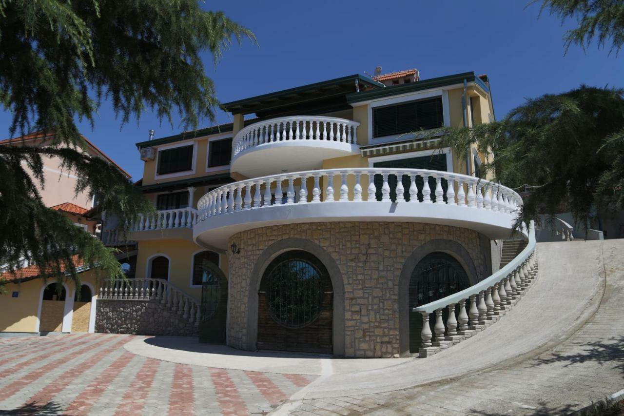Villa Meri Fiume Kültér fotó