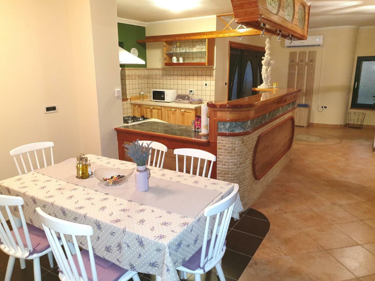 Villa Meri Fiume Kültér fotó